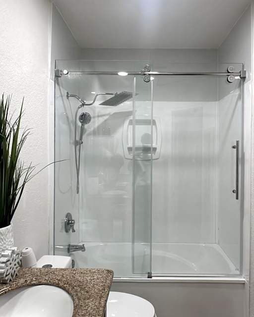Sliding glass shower door with aluminium frame and magnetic seal